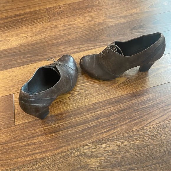 Aldo Brown Heeled Boots - Picture 3 of 4